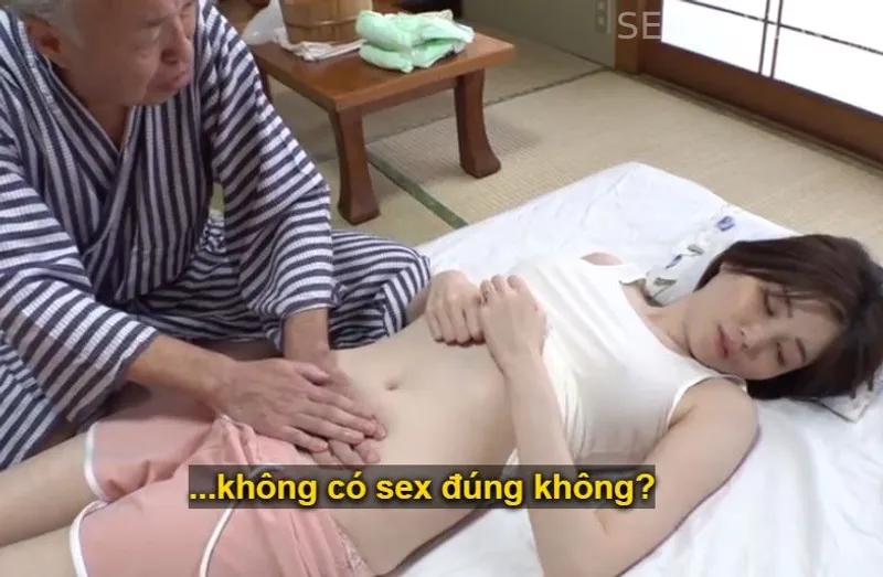 Vợ sắp cưới của con trai bị đau nhức nhờ bố chồng yêu có nghề mát-xa đấm bóp và cái kết